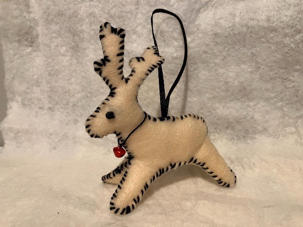 DIY felt reindeer sewing kit Christmas ornament craft kit DIY felt embroidery tree decoration Xmas felt embroidery kit Beginner craft set - Image 6