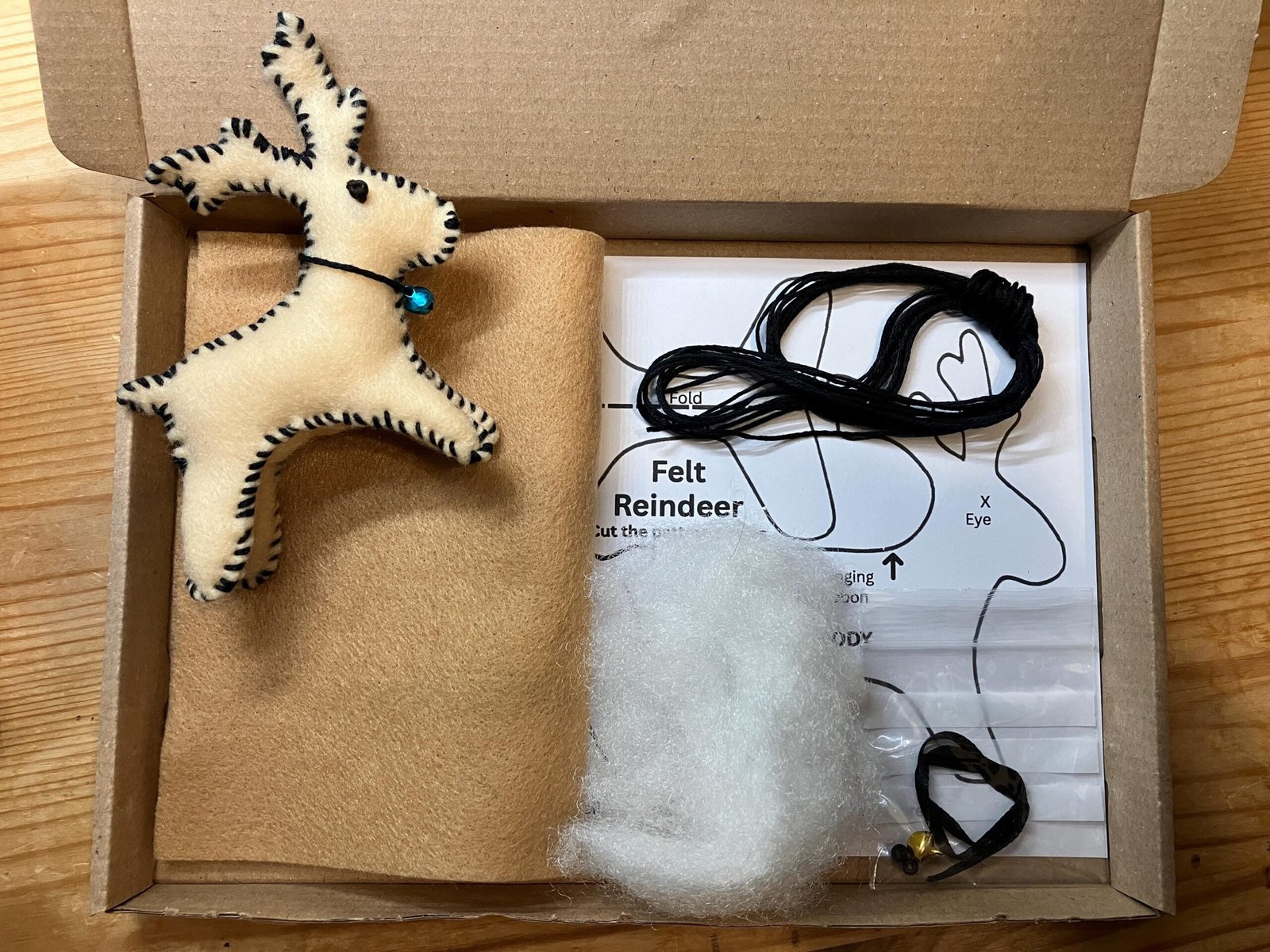 DIY felt reindeer sewing kit Christmas ornament craft kit DIY felt embroidery tree decoration Xmas felt embroidery kit Beginner craft set - Image 3